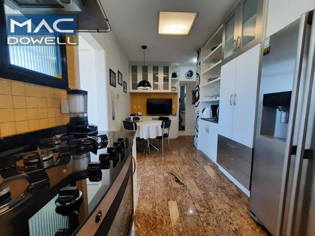 Apartamento à venda com 5 quartos, 3 suítes, 2 vagas e 341m² no Icaraí, Niterói (RJ) — foto 17 de 30