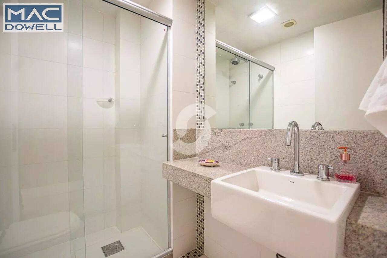 Apartamento à venda com 4 quartos, 4 suítes, 4 vagas e 300m² no Icaraí, Niterói (RJ) — foto 17 de 25