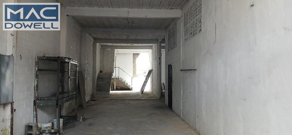 Comercial para alugar com 3 vagas e 525m² no Laranjal, São Gonçalo (RJ) — foto 11 de 12