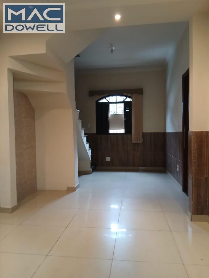 Casa à venda com 3 quartos, 3 suítes, 1 vaga e 97m² no Covanca, São Gonçalo (RJ) — foto 9 de 26