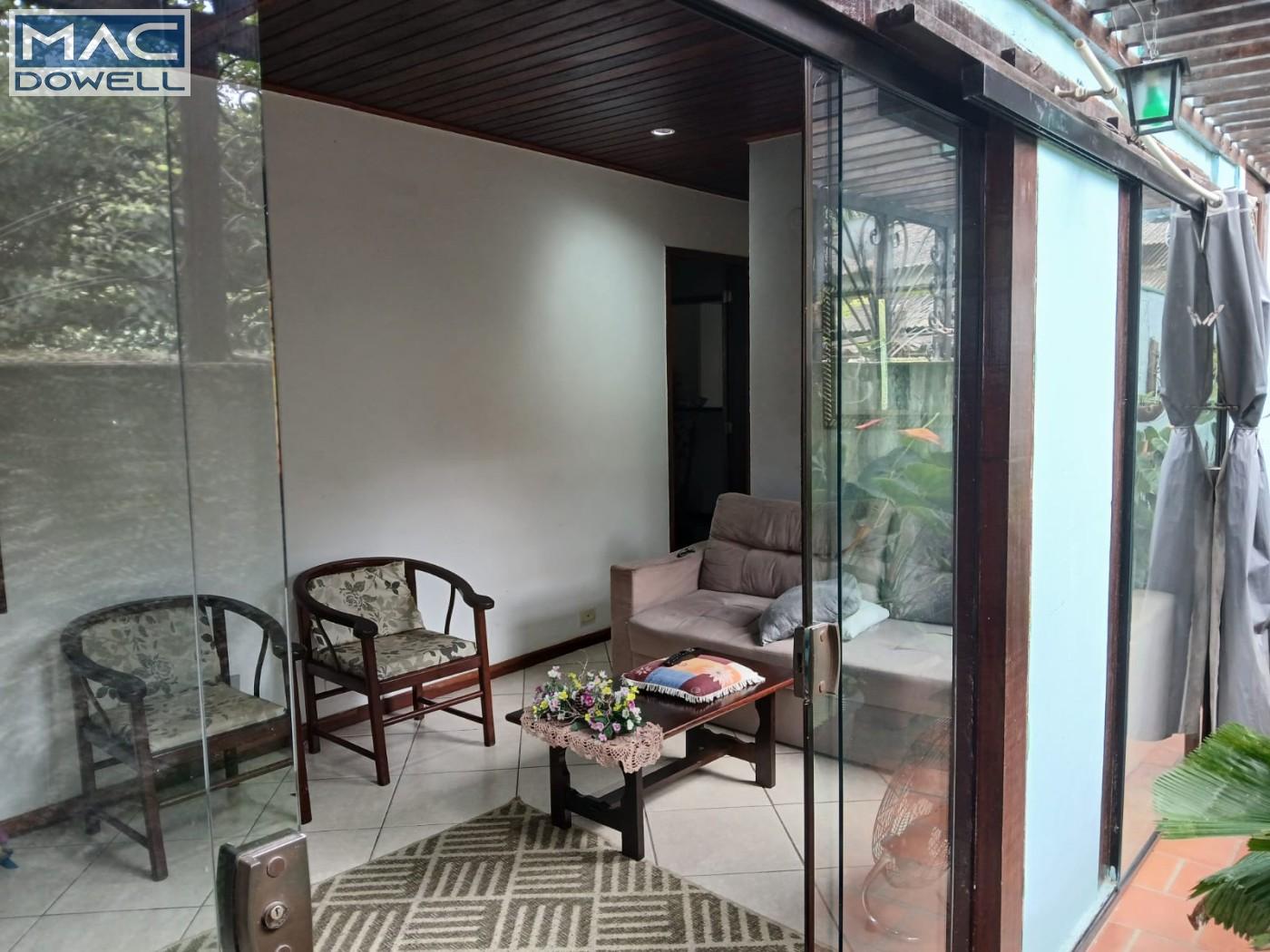 Casa à venda com 3 quartos, 2 banheiros, 2 vagas e 92m² no Engenho do Mato, Niterói — foto principal