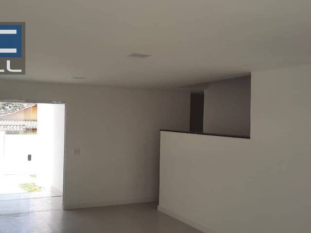 Casa para Venda em Niterói - 3