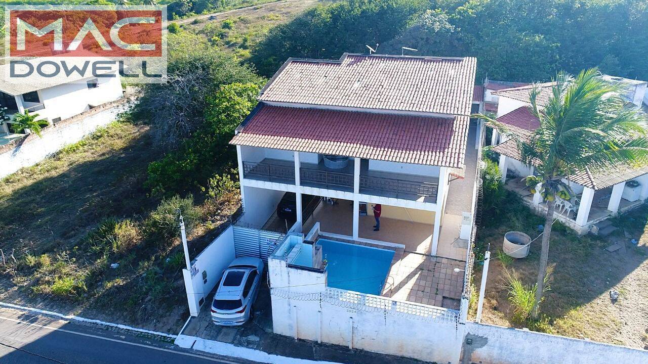 Casa à venda com 4 quartos, 265m² - Foto 1