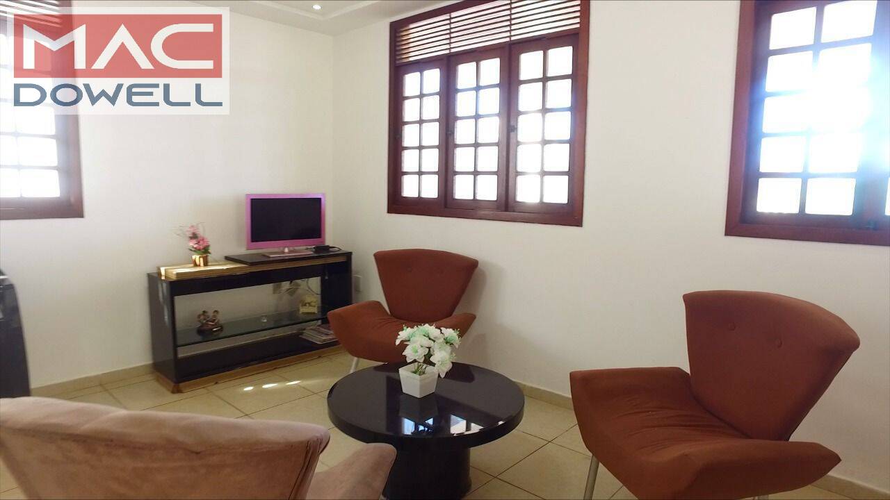 Casa à venda com 4 quartos, 265m² - Foto 17