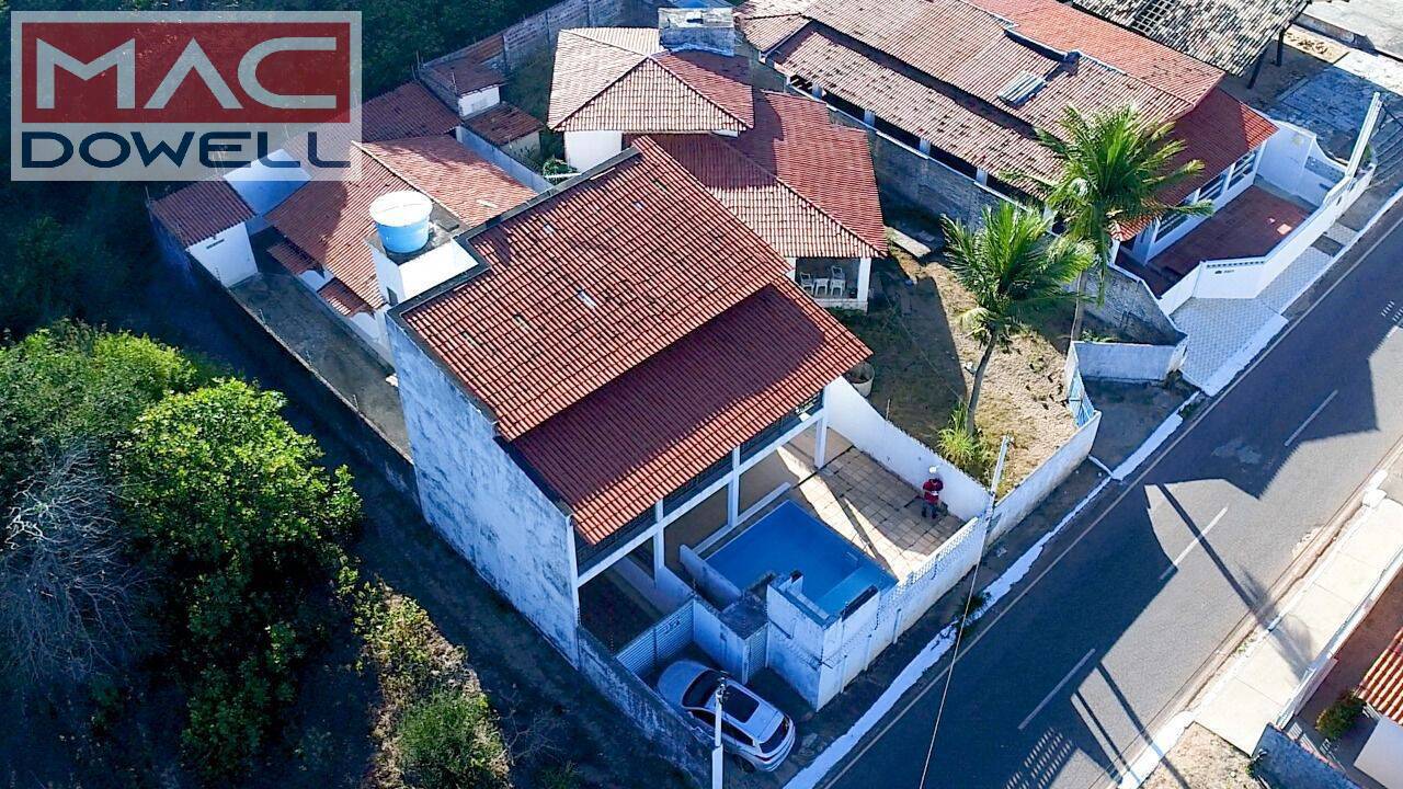 Casa à venda com 4 quartos, 265m² - Foto 2