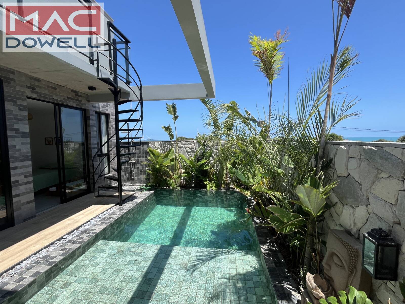 Casa à venda com 3 quartos, 134m² - Foto 2