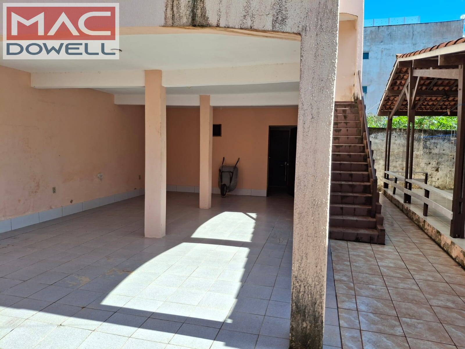 Casa à venda com 7 quartos, 315m² - Foto 10