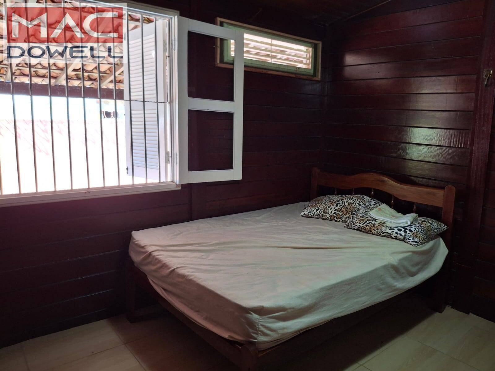 Casa à venda com 7 quartos, 315m² - Foto 24