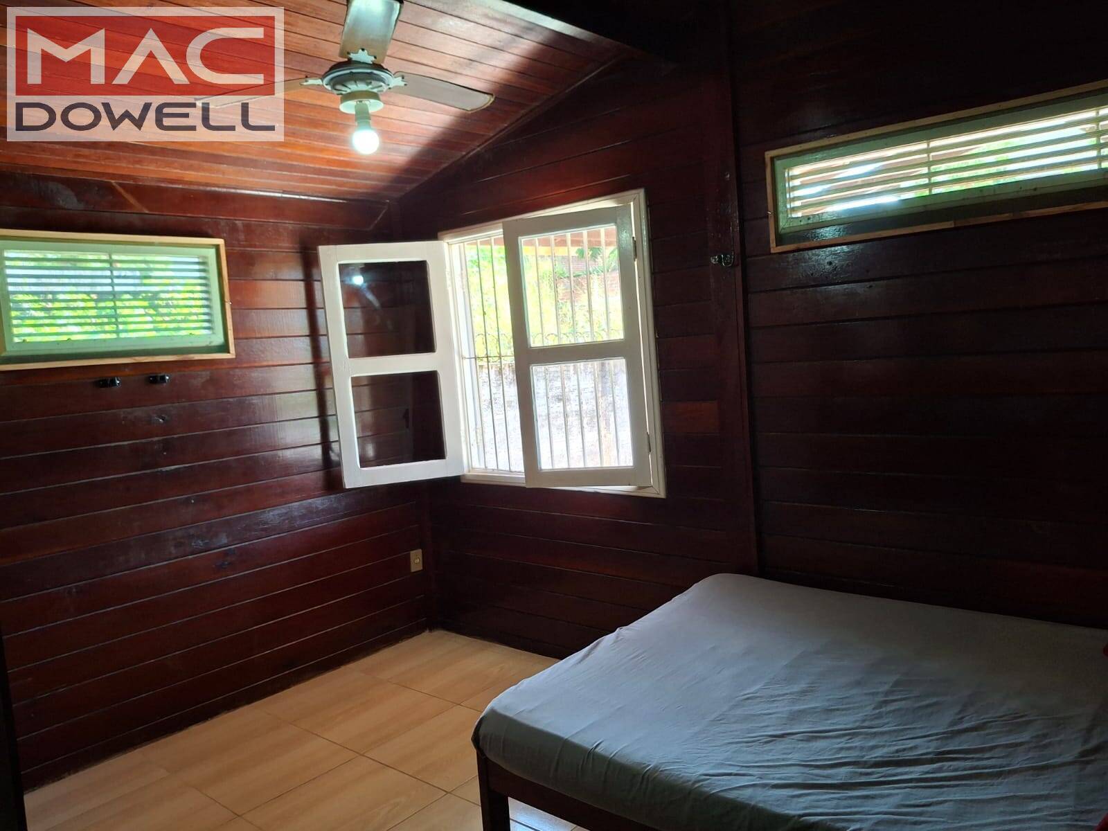 Casa à venda com 7 quartos, 315m² - Foto 25