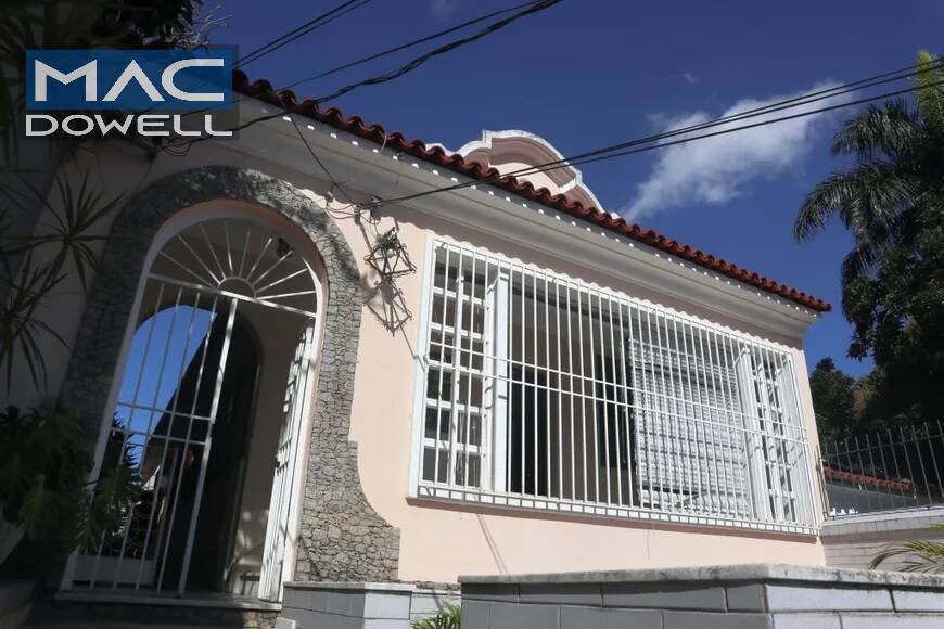 Casa, 6 quartos, 279 m² - Foto 1